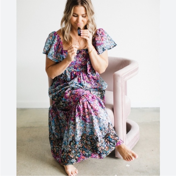 ANTHROPOLOGIE BLOGGER Fave Blue Purple
Floral Ruffle Eyelet Maxi Dress s - Picture 8 of 13